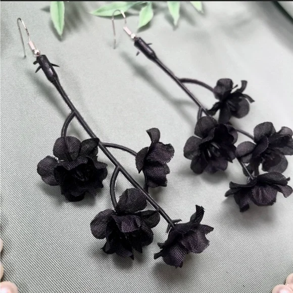 Black Flower Stem Dangle Earrings - Picture 4 of 7